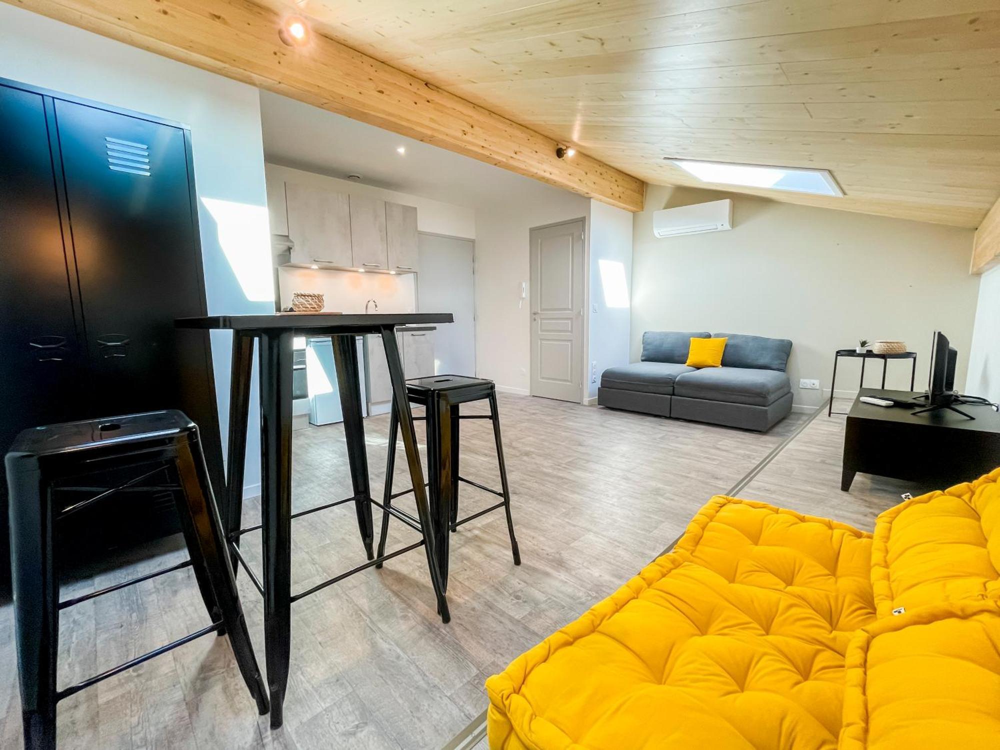 Studios Climatises En Centre Ville Bordeaux Buitenkant foto