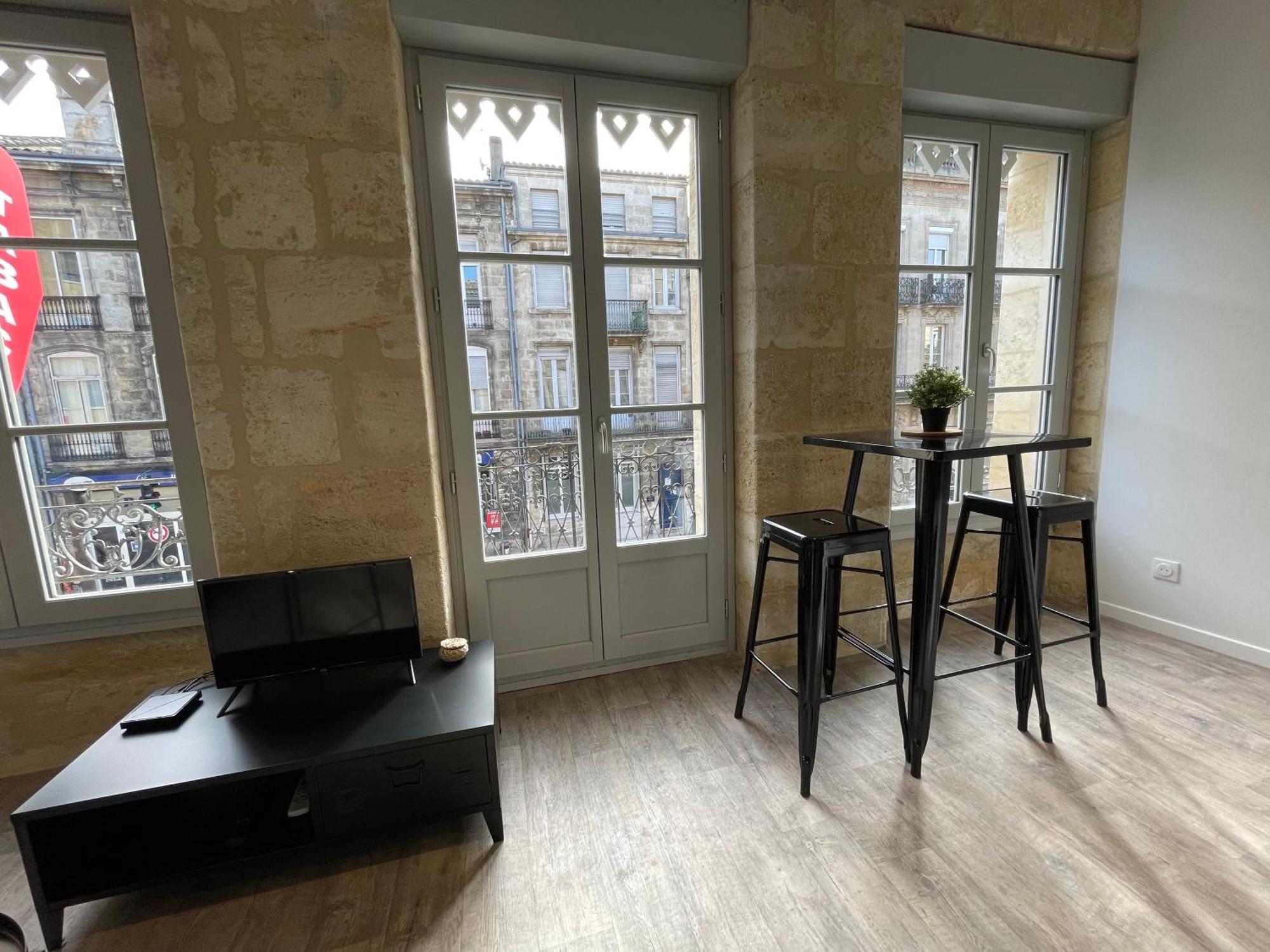 Studios Climatises En Centre Ville Bordeaux Buitenkant foto